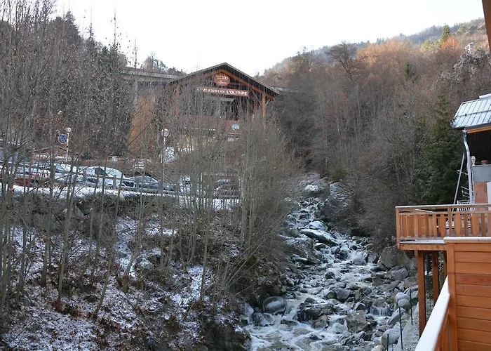 A Vous Les Trois Vallees 브리드레방